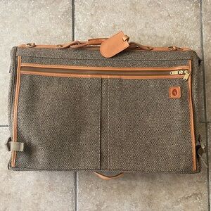 Hartmann Tweed Garment Bag/Suitcase